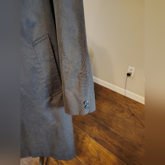 Vintage 60s/70s Woman's Classic Black Trench Coat Size 14 - Picture 6 of 9